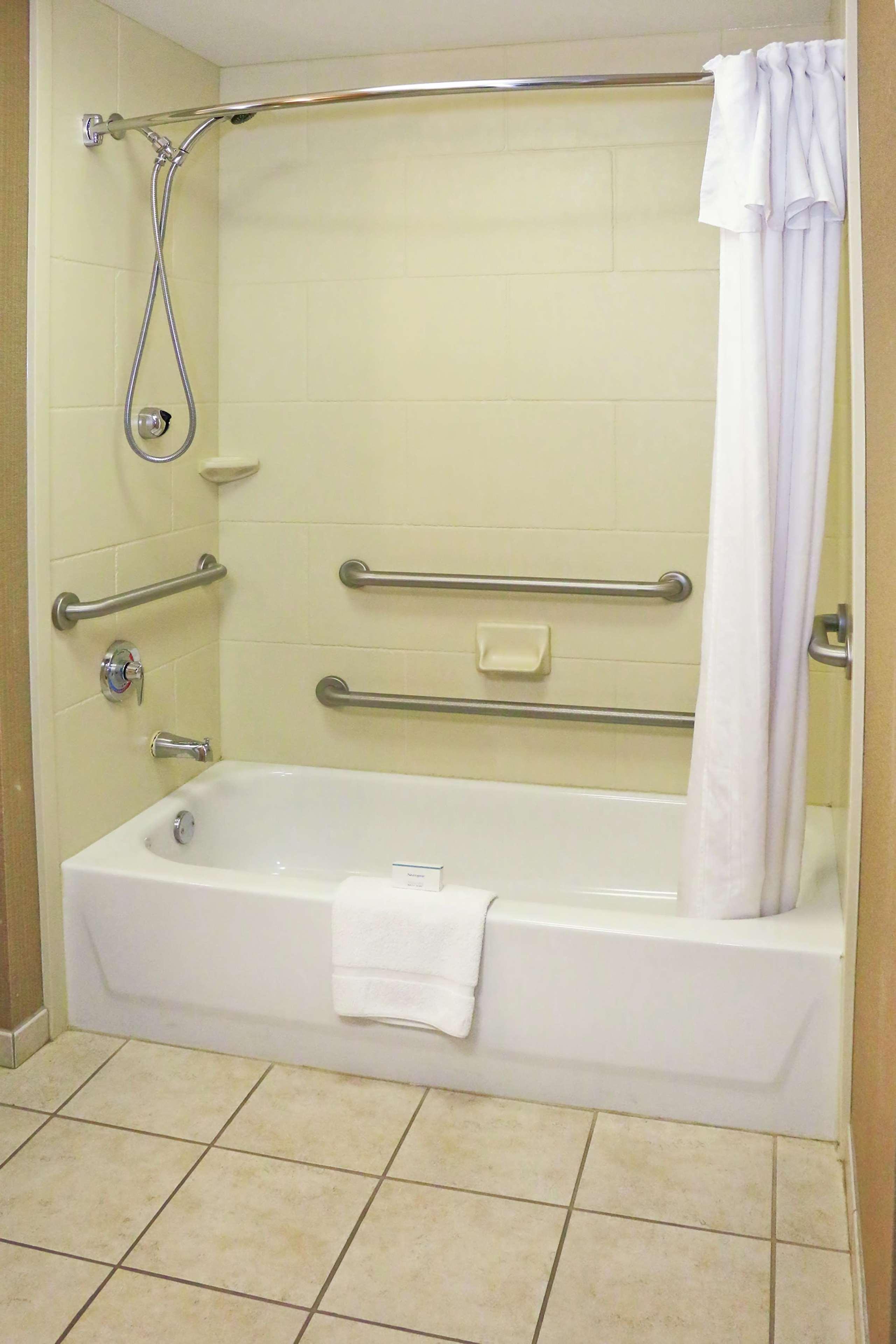 Homewood Suites By Hilton St. Louis - Galleria Richmond Heights Екстериор снимка
