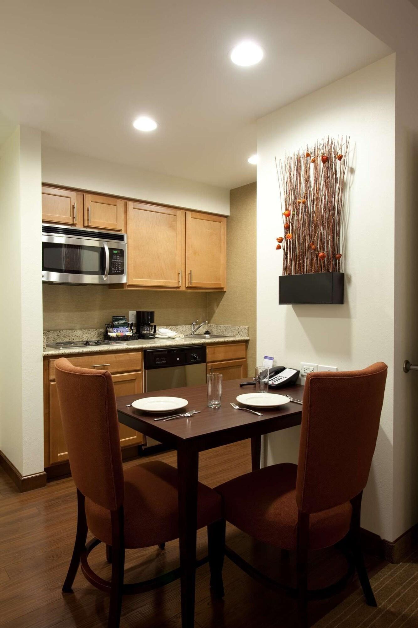 Homewood Suites By Hilton St. Louis - Galleria Richmond Heights Екстериор снимка