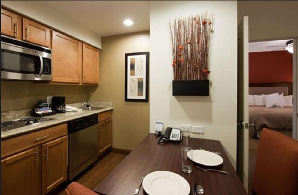 Homewood Suites By Hilton St. Louis - Galleria Richmond Heights Екстериор снимка
