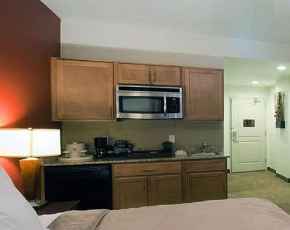 Homewood Suites By Hilton St. Louis - Galleria Richmond Heights Екстериор снимка