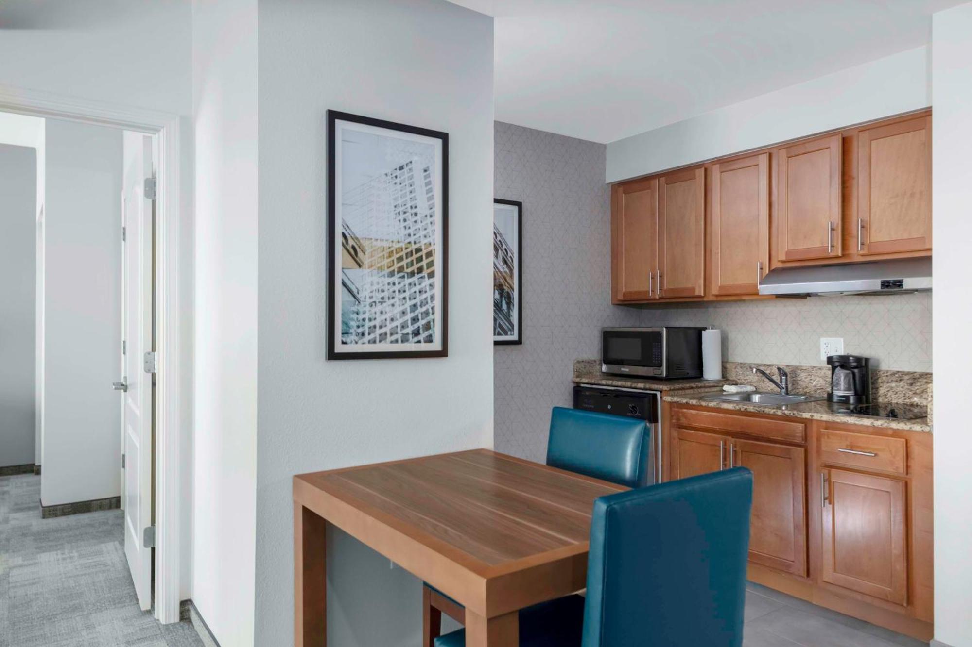 Homewood Suites By Hilton St. Louis - Galleria Richmond Heights Екстериор снимка