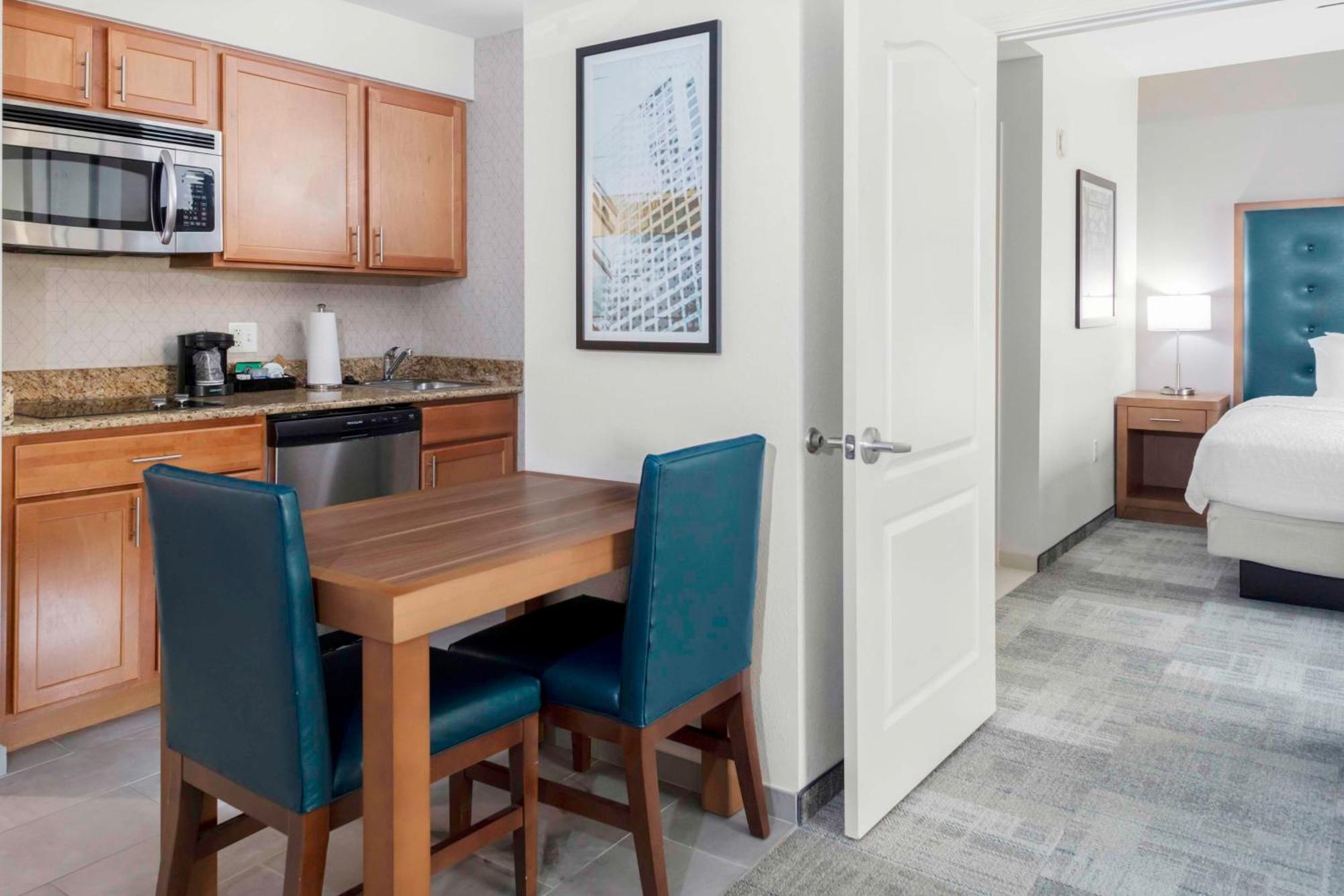 Homewood Suites By Hilton St. Louis - Galleria Richmond Heights Екстериор снимка